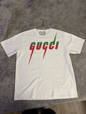 Gucci White Short-Sleeve Logo Tee with Red & Green Graphic